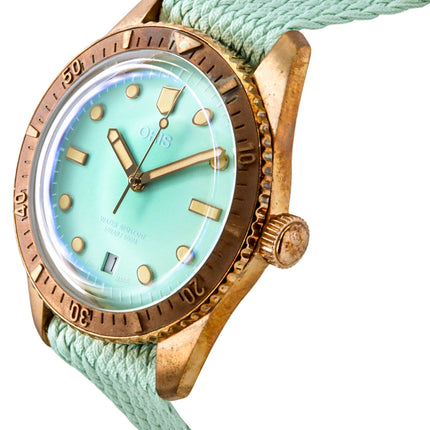 Oris Divers Sixty-Five Cotton Candy Mint Green Dial Automatic 01-733-7771-3157-07-3-19-03BRS 100M Unisex Watch